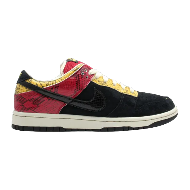 Dunk Low Premium SB Coral Snake — Authentic Nike in stock at CLZTURE