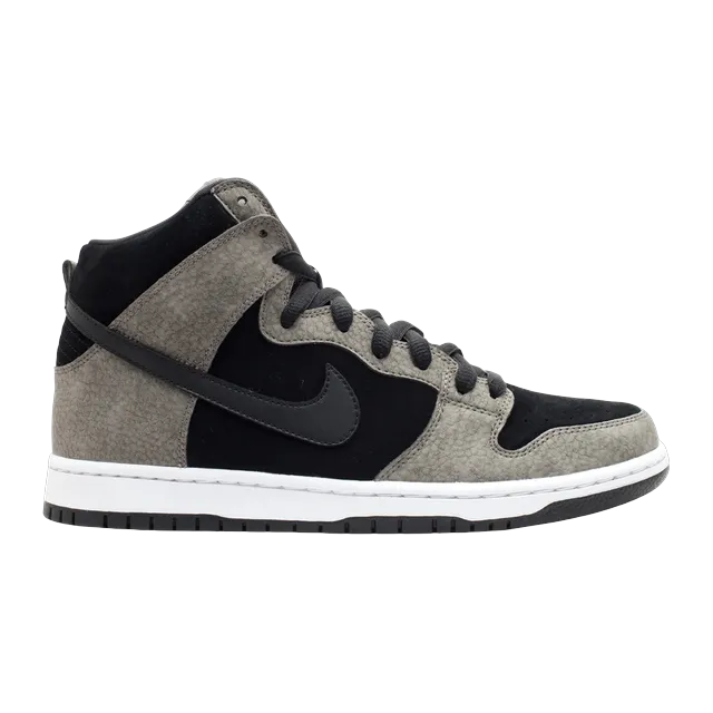Dunk High Pro SB Clay — Authentic Nike in stock at CLZTURE