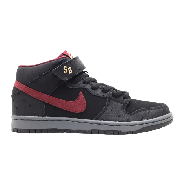 Dunk Mid Pro SB Black — Authentic Nike in stock at CLZTURE