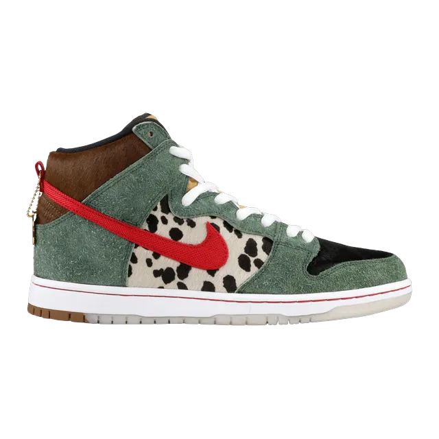Dunk High SB Walk The Dog — Authentic Nike in stock at CLZTURE