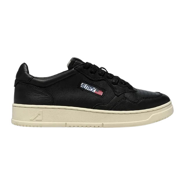 Autry Medalist Low Black — Authentic Shoes & Footwear at CLZTURE