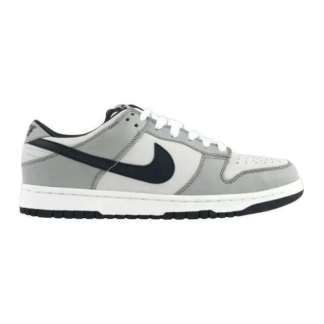 Dunk Low Pro b Obsidian — Authentic Nike in stock at CLZTURE