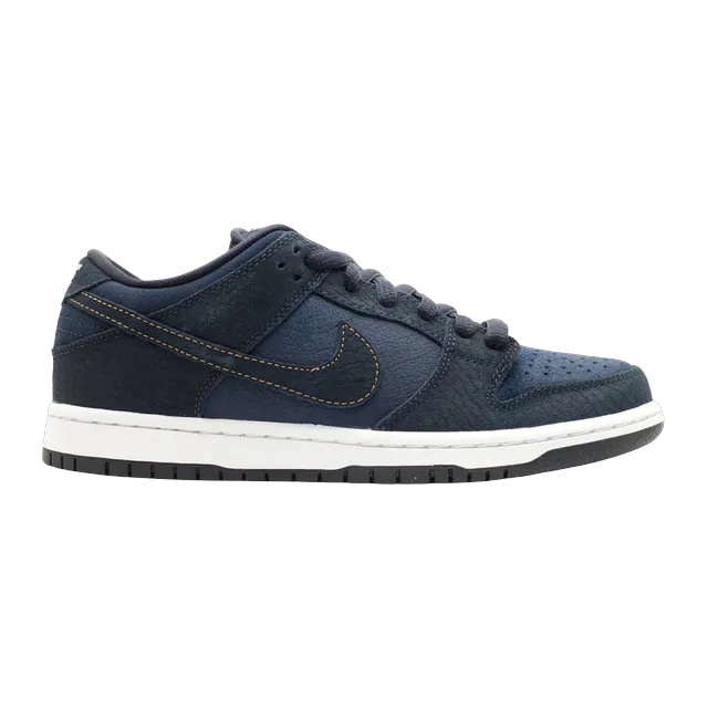 Dunk Low Pro SB Us Passport — Authentic Nike in stock at CLZTURE