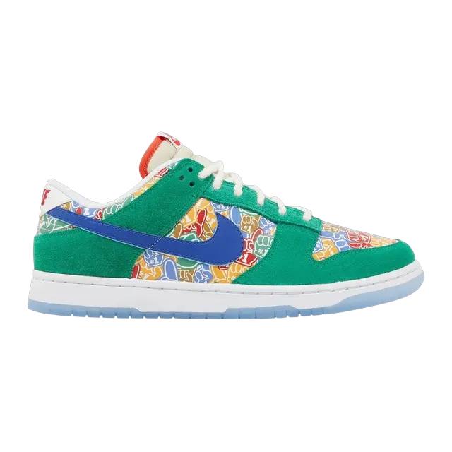 Dunk Low Foam Finger — Authentic Nike in stock at CLZTURE