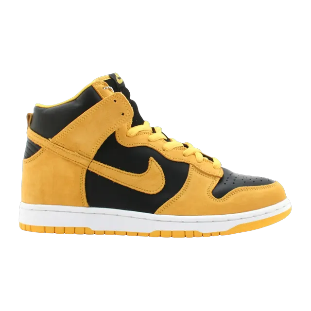 Dunk High Pro SB Iowa — Authentic Nike in stock at CLZTURE