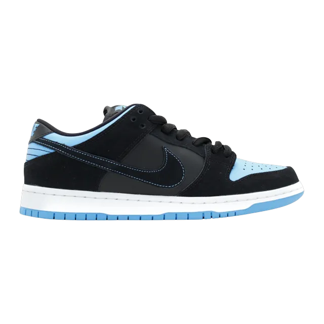 SB Dunk Low Pro Black — Authentic Nike in stock at CLZTURE