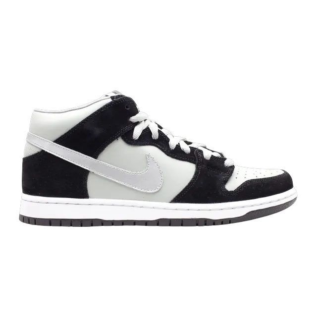 Dunk Mid Pro SB White — Authentic Nike in stock at CLZTURE
