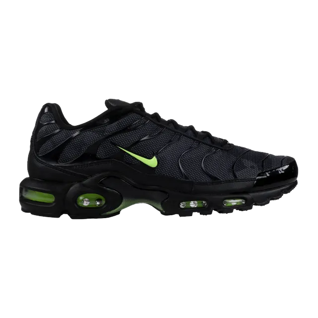 Air Max Plus Tn Night Ops — Authentic Nike in stock at CLZTURE