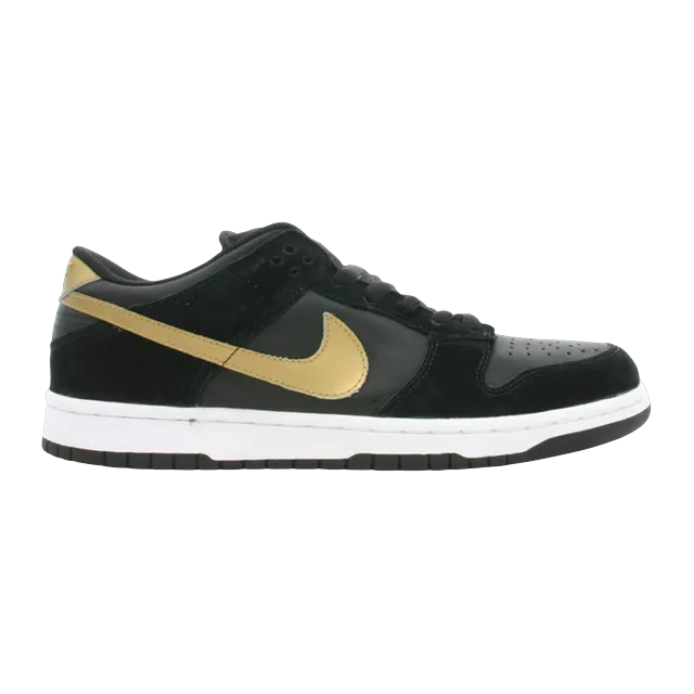 Dunk Low Pro SB Takashi — Authentic Nike in stock at CLZTURE