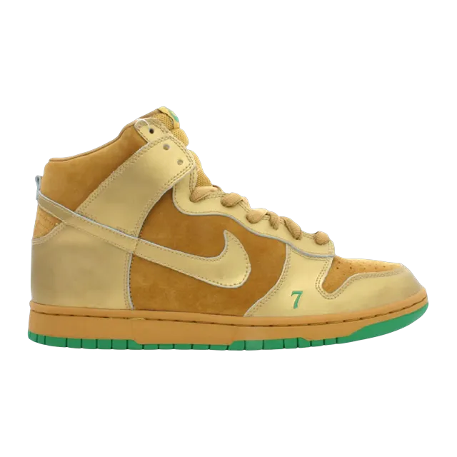 Dunk High Pro SB Lucky — Authentic Nike in stock at CLZTURE